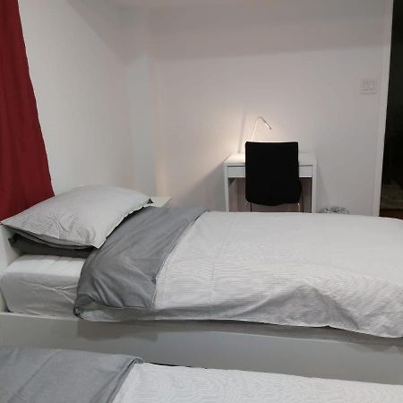 Guest House Room No 03 Mississauga Extérieur photo