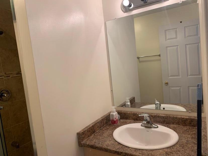 Guest House Room No 03 Mississauga Extérieur photo